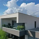 Apartman Astarte, Zára