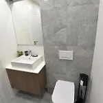 Astarte, Apartman