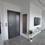 Astarte, Apartman Zára