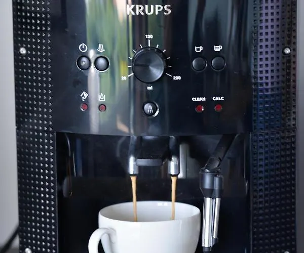 Astarte, 아파트 자다르