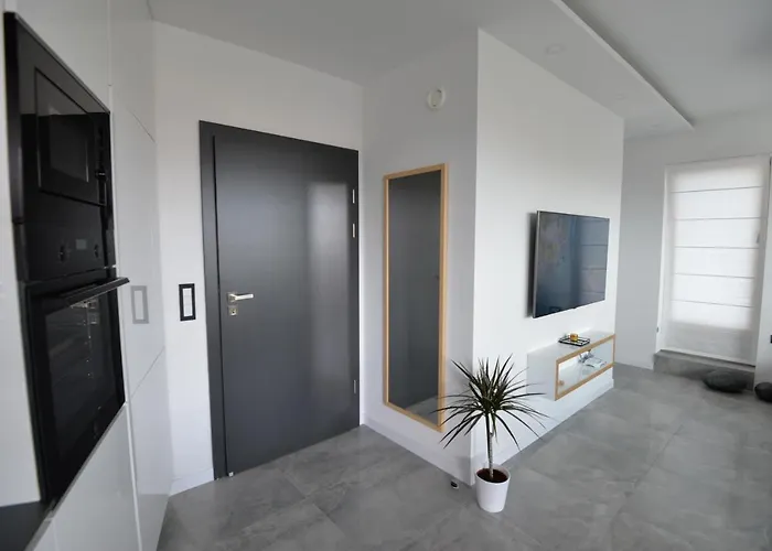 Astarte, 아파트 자다르